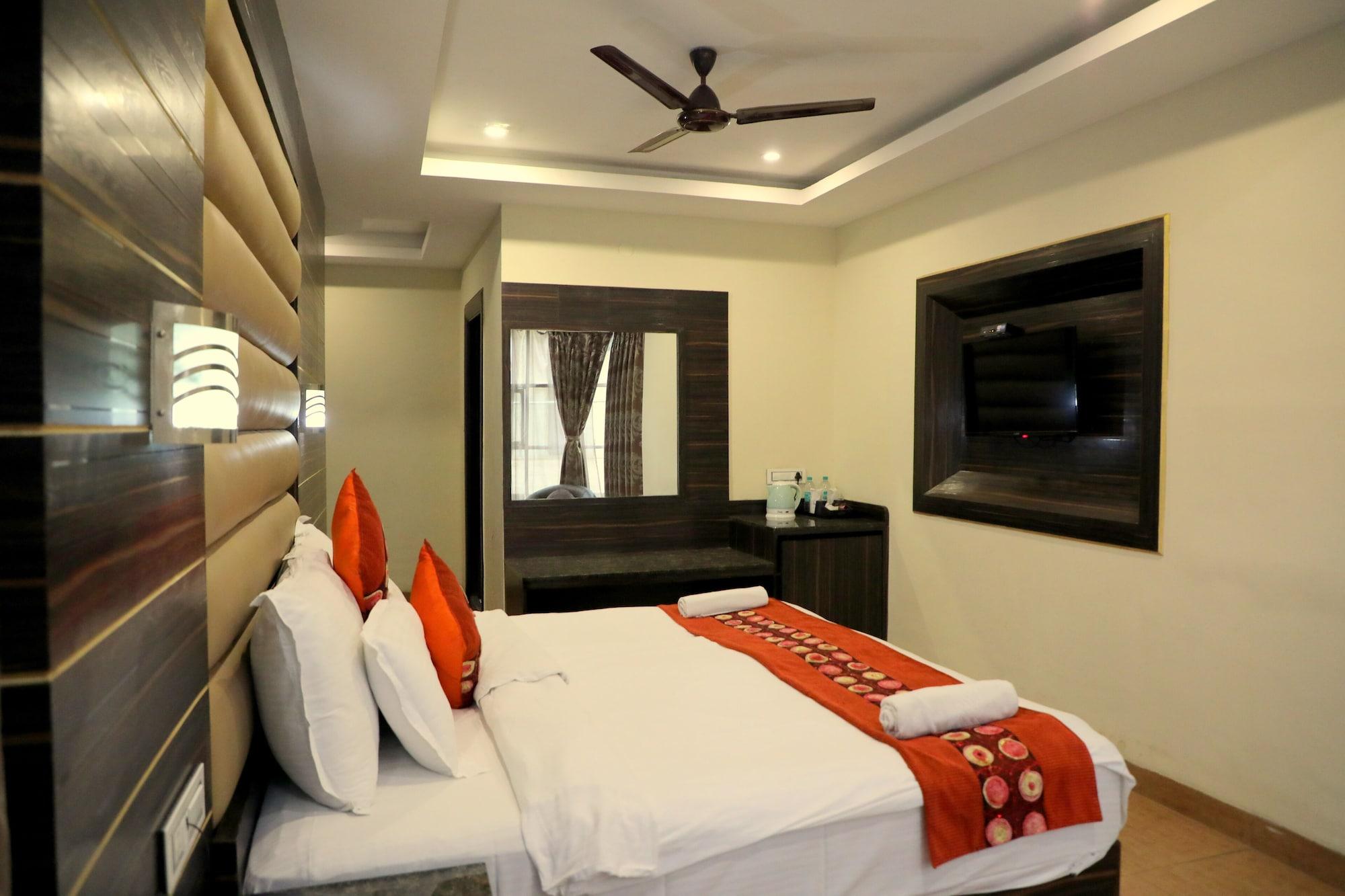 Grandeur De Sanchi- Luxury Beach Resort & Spa Calangute Dış mekan fotoğraf