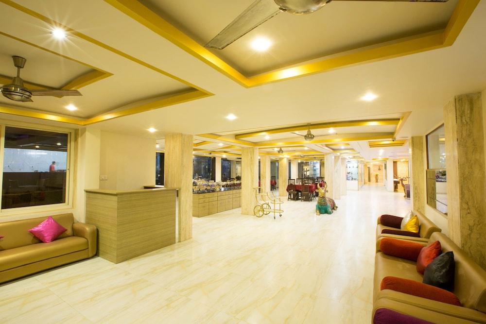 Grandeur De Sanchi- Luxury Beach Resort & Spa Calangute Dış mekan fotoğraf